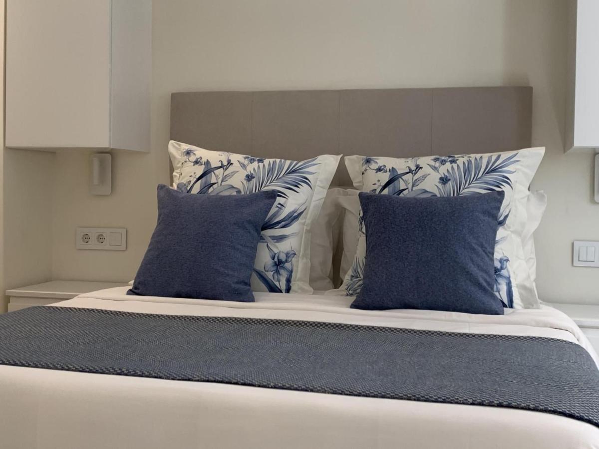 Sitges Spaces Oasis Suites- 4 Bedroom, 4 Ensuite Bathrooms, Terrace, Pool, Sitges Centre Exterior foto
