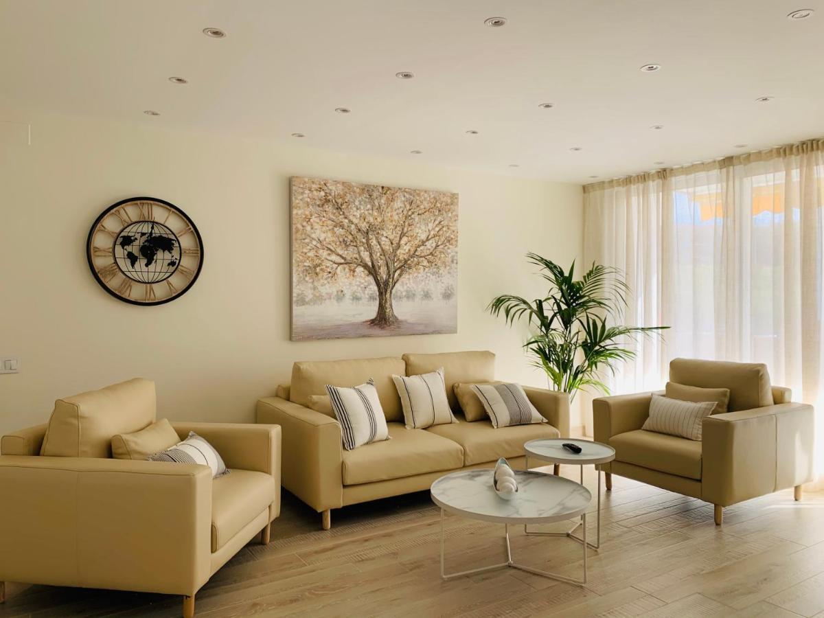 Sitges Spaces Oasis Suites- 4 Bedroom, 4 Ensuite Bathrooms, Terrace, Pool, Sitges Centre Exterior foto