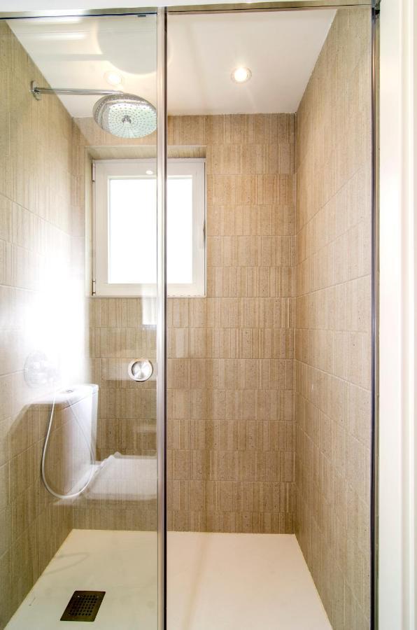 Sitges Spaces Oasis Suites- 4 Bedroom, 4 Ensuite Bathrooms, Terrace, Pool, Sitges Centre Exterior foto